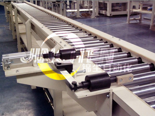 帶氣缸推的動力滾筒輸送機(jī)