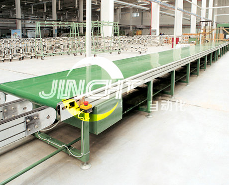 直行皮帶輸送機(jī)使用現(xiàn)場(chǎng)