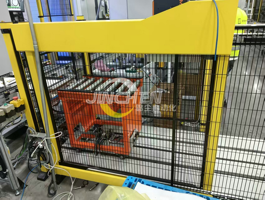 封閉移動(dòng)輥筒線，滾筒輸送機(jī)，輥筒擺渡線，自動(dòng)開(kāi)關(guān)門(mén)