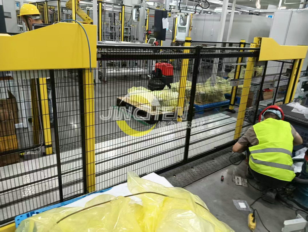 滾筒輸送機(jī)，輥筒擺渡線，自動(dòng)開(kāi)關(guān)門(mén)，輥道輸送機(jī)